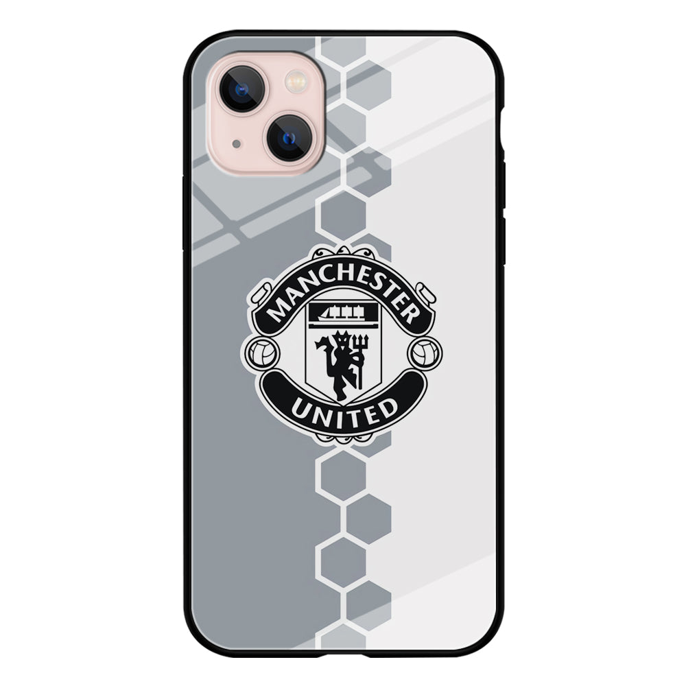 Manchester United Hexagon Pattern iPhone 15 Case
