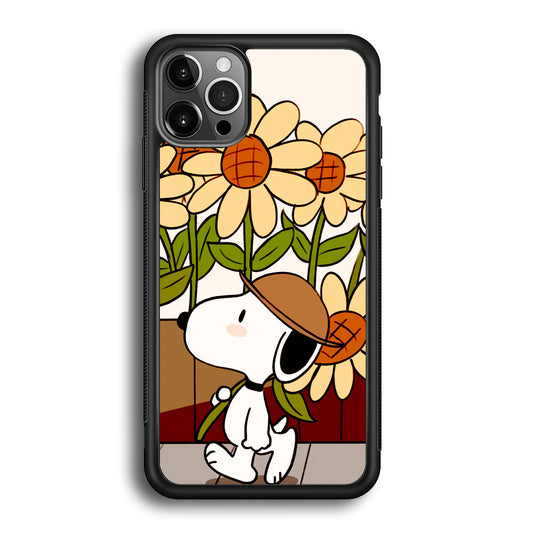 Snoopy Flower Farmer Style iPhone 12 Pro Case