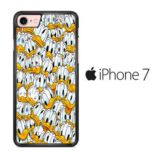 Donald Duck Wallpaper iPhone 7 Case