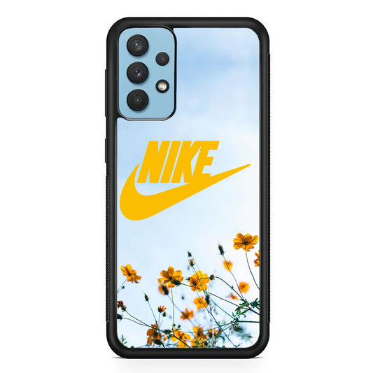 Nike Flowers Panoramic Samsung Galaxy A32 Case