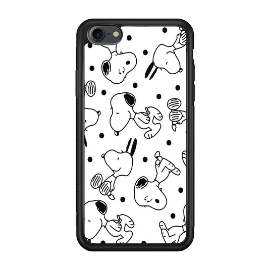 Snoopy In White iPhone 7 Case